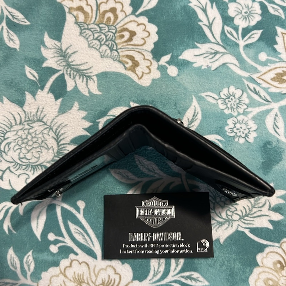 Harley-Davidson Free Spirit Bi-fold Wallet, NWT - Picture 8 of 8